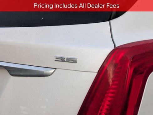 Used 2017 Cadillac XT5 Premium Luxury w/ Driver Assist Package FWD image 7