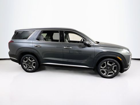 Used 2023 Hyundai Palisade SEL w/ Premium Package image 4
