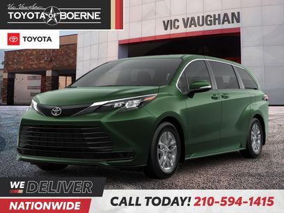 New 2026 Toyota Sienna LE