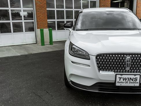 Used 2022 Lincoln Corsair AWD w/ Equipment Group 101A image 34