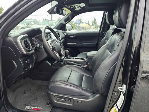 Certified 2022 Toyota Tacoma TRD Pro image 24