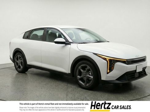 Used 2025 Kia K4 FWD image 1