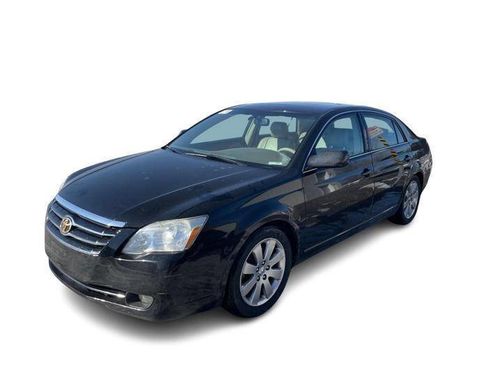Used 2005 Toyota Avalon XL image 1