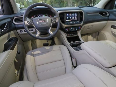 Used 2022 GMC Acadia Denali w/ Denali Ultimate Package image 16