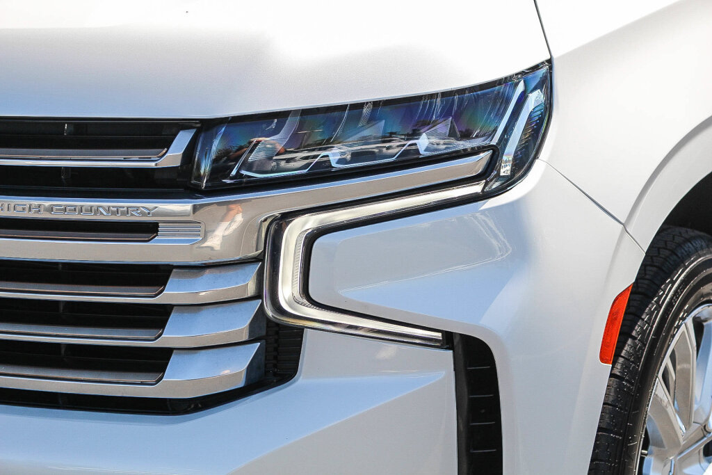 Used 2021 Chevrolet Tahoe High Country w/ Premium Package AWD/4WD image 25