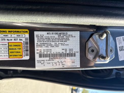 Used 2018 Ford Fusion Titanium AWD/4WD image 17