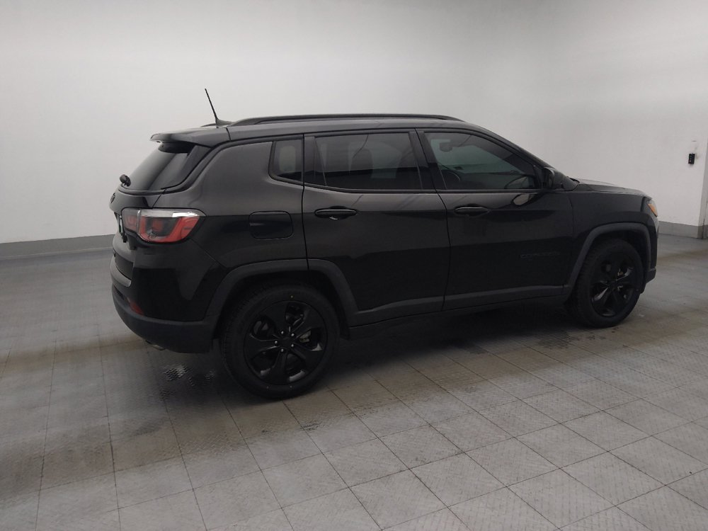 Used 2019 Jeep Compass Latitude FWD image 10