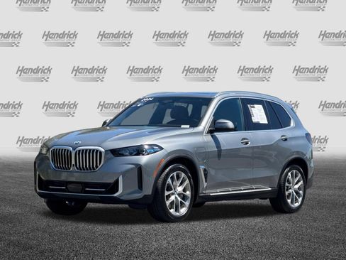 Used 2024 BMW X5 xDrive50e w/ Premium Package AWD/4WD image 9