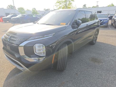 Used 2023 Mitsubishi Outlander SEL FWD image 1