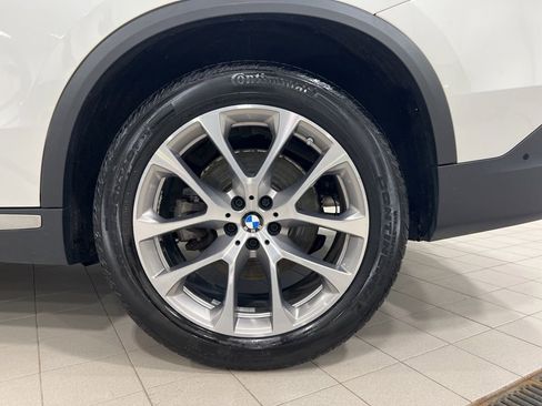 Used 2022 BMW X5 xDrive40i w/ Premium Package image 22