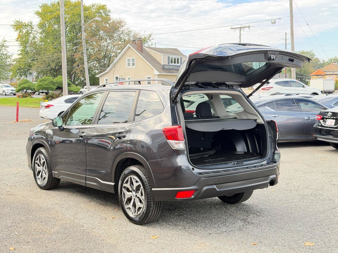 Used 2019 Subaru Forester Premium AWD/4WD image 33