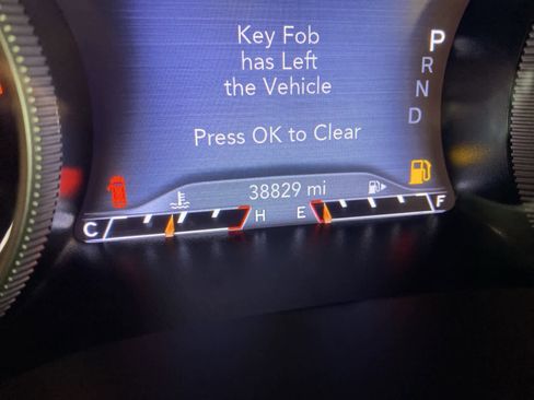 Used 2020 Jeep Cherokee Trailhawk w/ Comfort & Convenience Group image 30