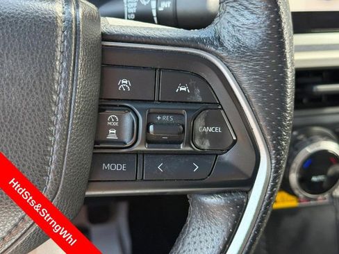 Used 2025 Toyota Tacoma TRD Off-Road w/ TRD Off Road Premium Package AWD/4WD image 21