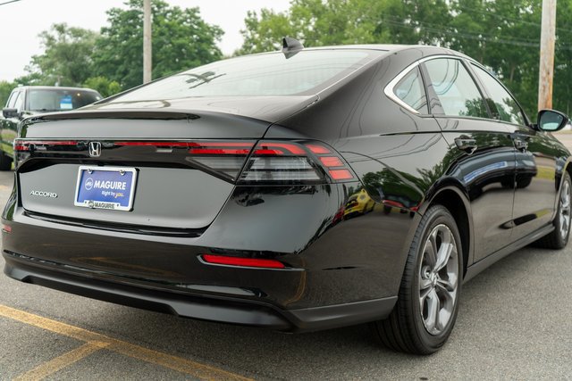 Used 2023 Honda Accord EX image 6