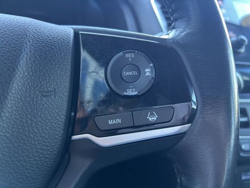 Used 2019 Honda Pilot Touring image 34