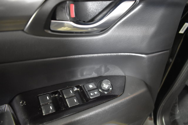 Used 2025 MAZDA CX-5 AWD 2.5 S w/ Preferred Package image 8