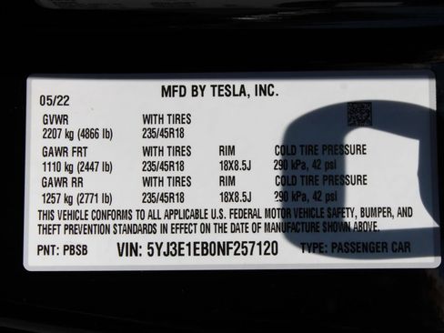 Used 2022 Tesla Model 3 Long Range AWD/4WD image 9