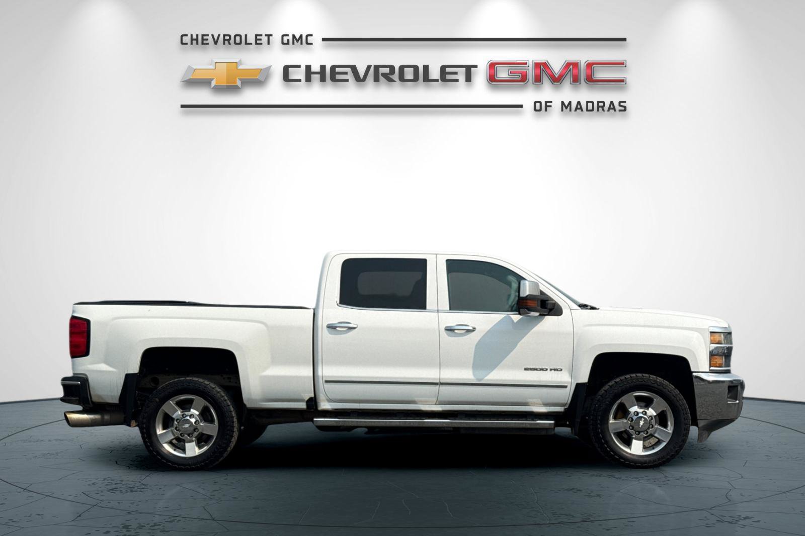 Used 2016 Chevrolet Silverado 2500 LTZ w/ Duramax Plus Package AWD/4WD image 2