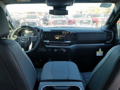 New 2025 GMC Sierra 2500 SLT w/ SLT Premium Package image 11