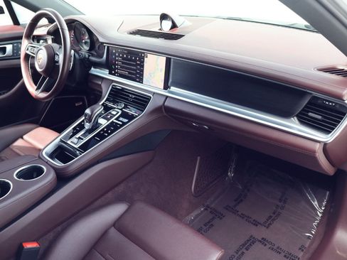 Certified 2023 Porsche Panamera Platinum Edition RWD image 25