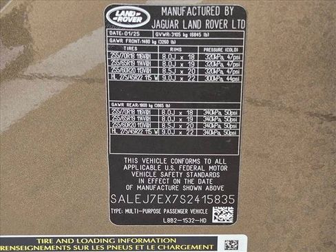 Used 2025 Land Rover Defender 110 S AWD/4WD image 26