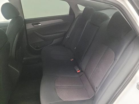 Used 2018 Hyundai Sonata SE image 18