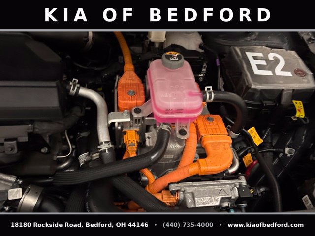 Certified 2025 Kia Sportage LX FWD image 28