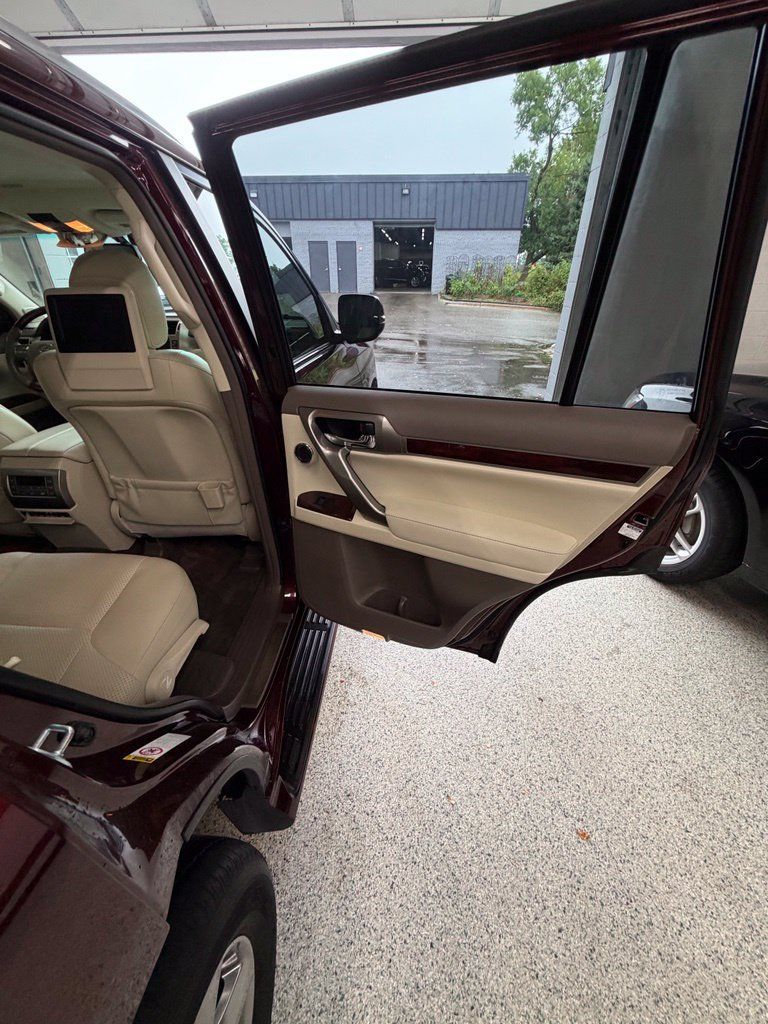 Used 2012 Lexus GX 460 Premium AWD/4WD image 22