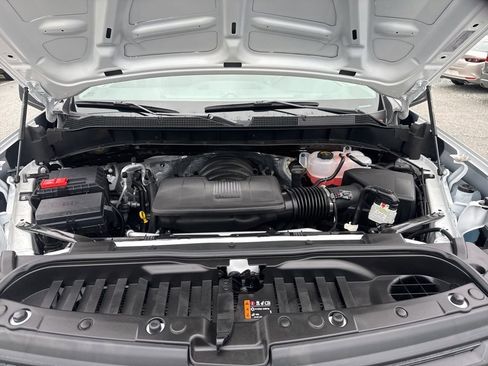 Used 2025 Chevrolet Silverado 1500 W/T image 25