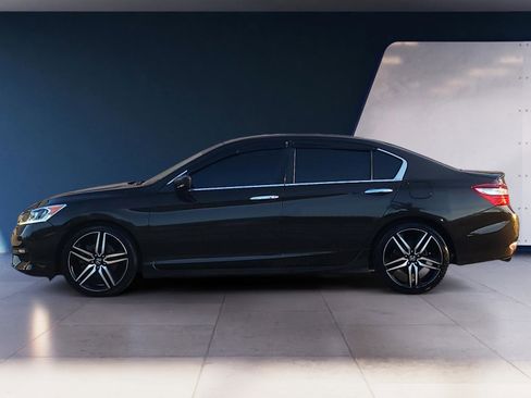 Used 2017 Honda Accord Sport Special Edition image 2