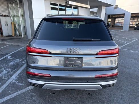 Certified 2025 Audi Q7 2.0T Premium w/ Convenience Package image 5
