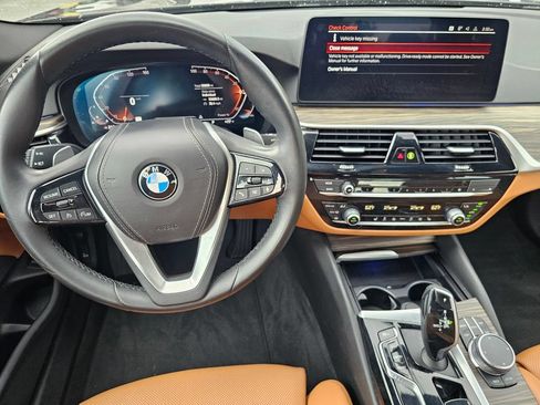 Certified 2023 BMW 540i w/ Convenience Package RWD image 18