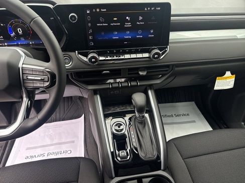 New 2026 Chevrolet Colorado LT image 17