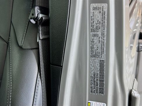 Used 2023 Jeep Wrangler Sahara w/ Cold Weather Group image 12