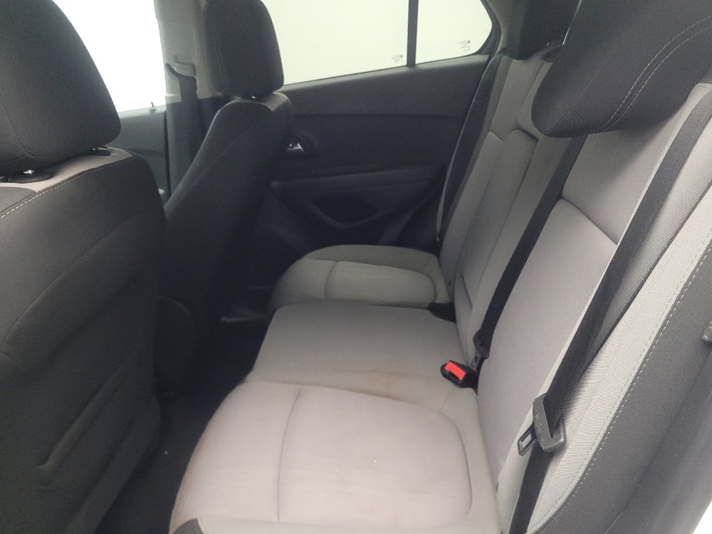 Used 2016 Chevrolet Trax LT FWD image 18