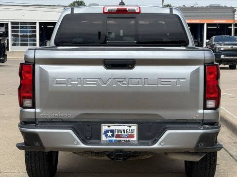 Used 2023 Chevrolet Colorado LT w/ LT Convenience Package RWD image 6
