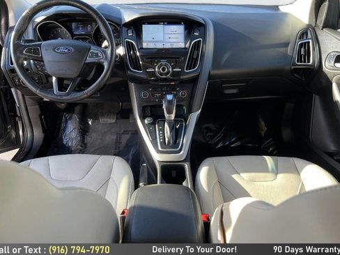 Used 2017 Ford Focus Titanium image 15