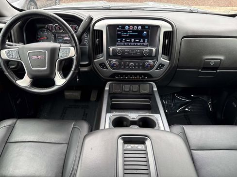 Used 2018 GMC Sierra 1500 SLT AWD/4WD image 30