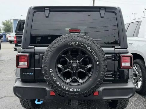 Used 2023 Jeep Wrangler Unlimited AWD/4WD image 5