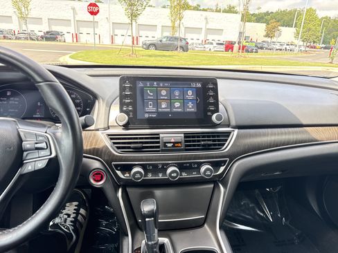 Used 2022 Honda Accord EX-L image 30