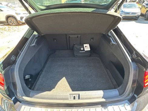 Used 2019 Volkswagen Arteon SEL Premium image 18