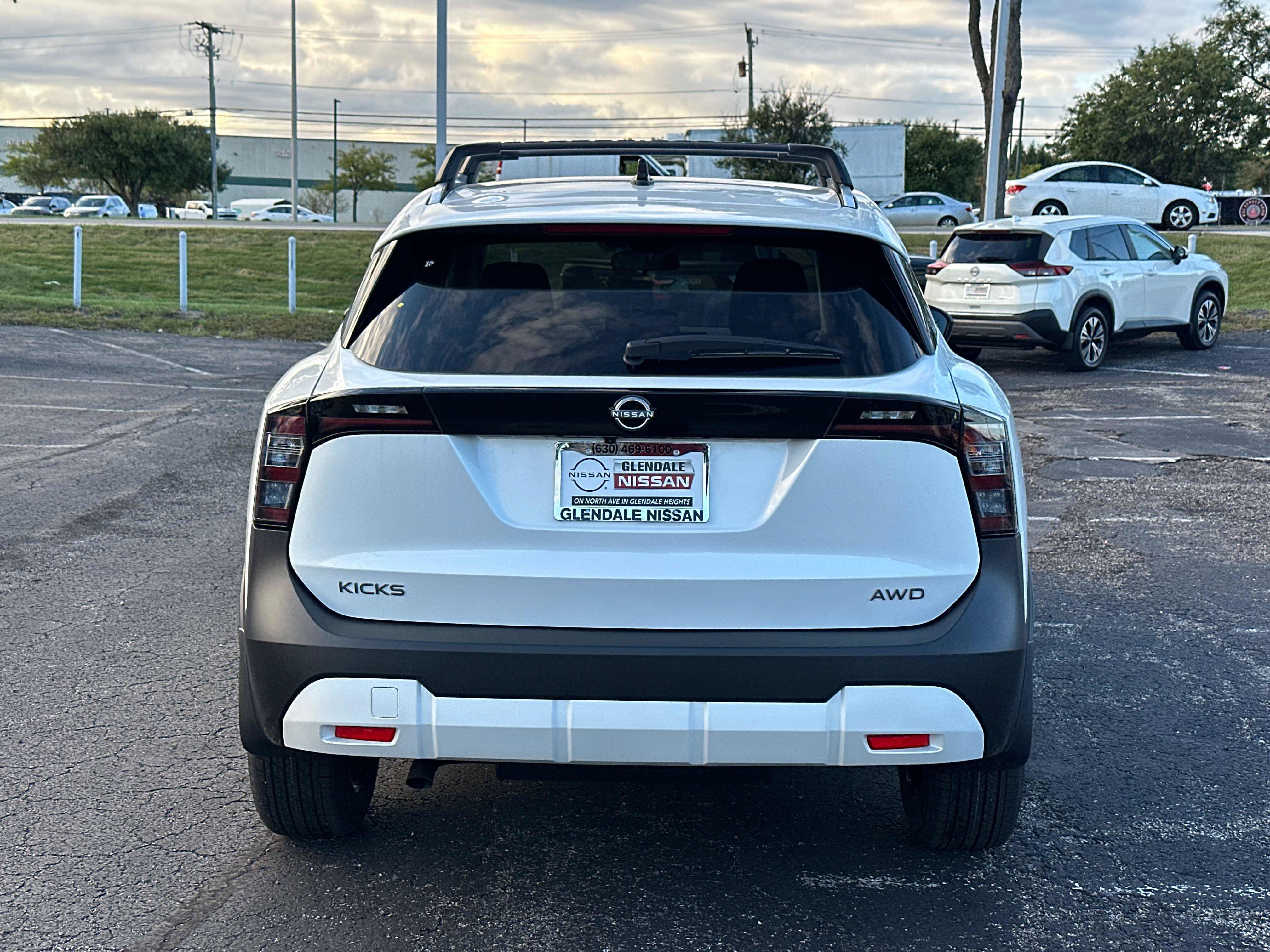 New 2027 Nissan Kicks SV AWD/4WD image 5