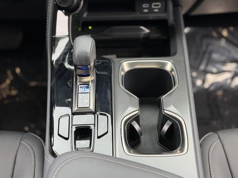 Used 2025 Lexus NX 250 FWD w/ Premium Package image 46