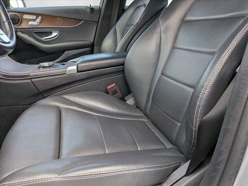 Used 2019 Mercedes-Benz C 300 Sedan image 17