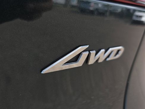 Used 2023 Genesis GV70 2.5T w/ Advanced Package image 27