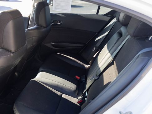 Used 2013 Acura ILX image 19