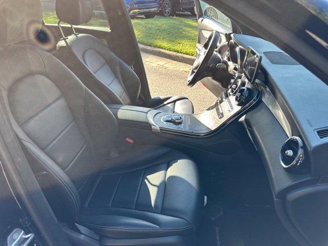 Used 2019 Mercedes-Benz GLC 300 image 18