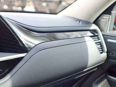 Used 2025 INFINITI QX80 Sensory image 49