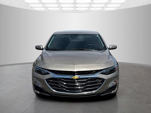 Used 2023 Chevrolet Malibu LT w/ Driver Confidence Package FWD image 2
