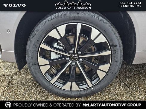 New 2026 Volvo XC60 B5 Plus w/ Protection Package Premier AWD/4WD image 23